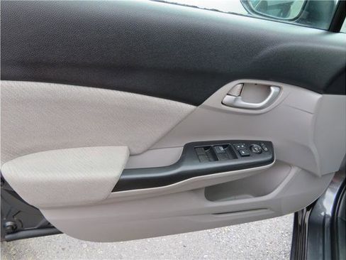 Used 2013 Honda Civic LX image 12
