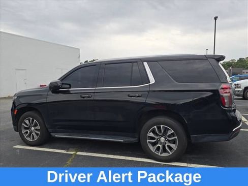Used 2022 Chevrolet Tahoe LT w/ Luxury Package RWD image 8