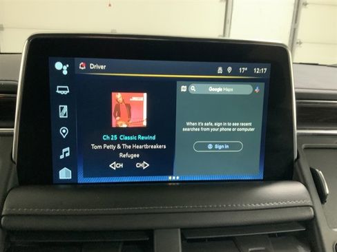 Used 2022 Chevrolet Tahoe LT w/ Luxury Package image 36