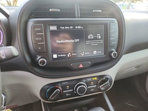 New 2025 Kia Soul LX image 16