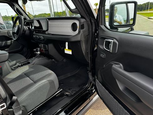 New 2025 Jeep Wrangler Willys image 17