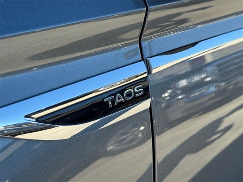 Used 2023 Volkswagen Taos S w/ IQ Drive S Package image 5