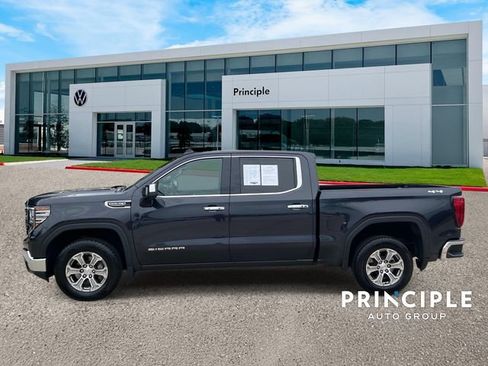 Used 2025 GMC Sierra 1500 SLT AWD/4WD image 6