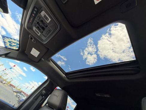 Used 2023 GMC Sierra 3500 AT4 w/ AT4 Premium Plus Package AWD/4WD image 20