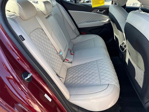 Used 2025 Genesis G70 3.3T Advanced w/ Sport Prestige Package image 15