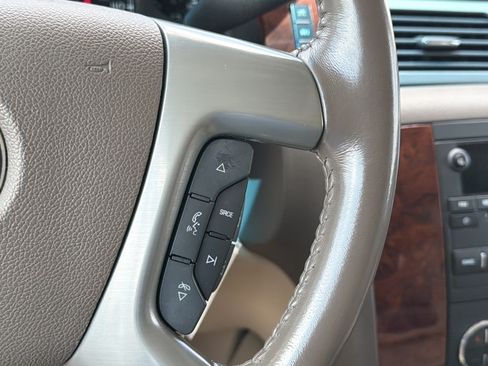 Used 2014 Chevrolet Tahoe LT RWD image 14