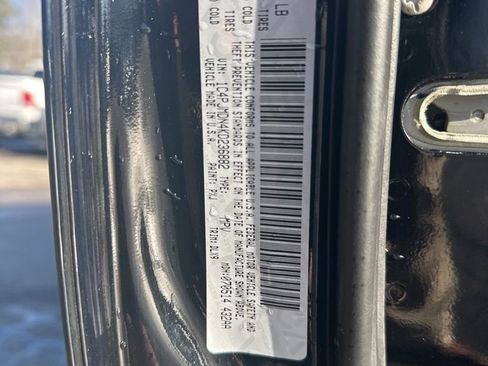 Used 2019 Jeep Cherokee Limited image 34