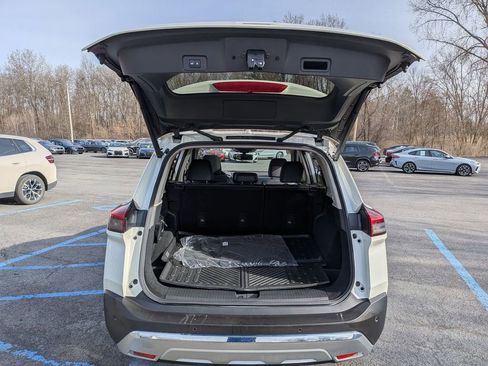 Used 2023 Nissan Rogue Platinum w/ Platinum Premium Package image 21