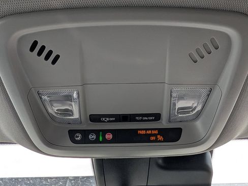 Used 2024 Chevrolet Malibu LT FWD image 33