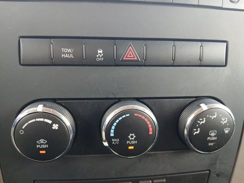 Used 2012 RAM 1500 Express RWD image 31