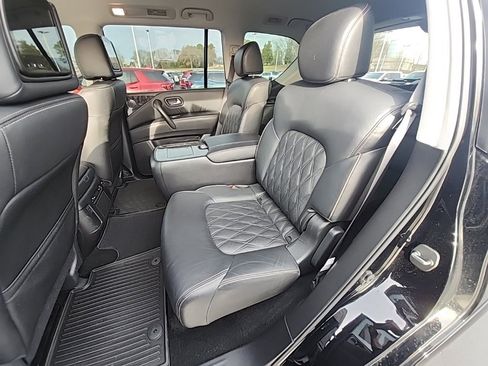 Used 2022 Nissan Armada Platinum w/ Captain's Chairs Package image 16