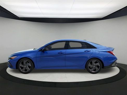 New 2026 Hyundai Elantra Sport image 3