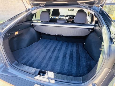 Used 2020 Toyota Prius LE image 22