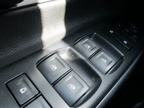 Used 2018 Chevrolet Silverado 1500 LTZ Z71 w/ LTZ Plus Package image 27