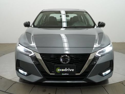 Used 2023 Nissan Sentra SR w/ SR Premium Package FWD image 2