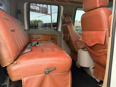 Used 2004 Chevrolet Kodiak C4500 2WD Crew Cab image 18