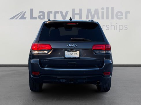 Used 2018 Jeep Grand Cherokee Limited w/ Trailer Tow Group IV image 4