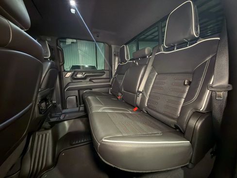 Used 2026 GMC Sierra 2500 AT4X AWD/4WD image 11