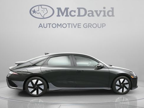 Used 2024 Hyundai Ioniq 6 SE RWD image 9