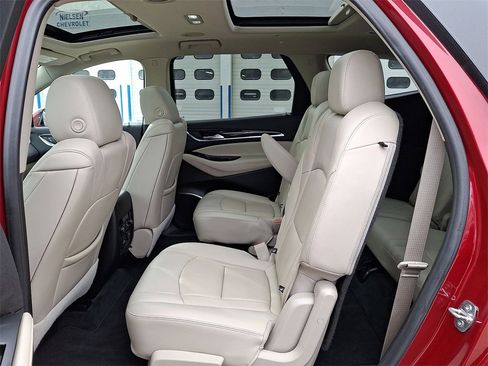 Used 2021 Buick Enclave Premium w/ Sun and Sites Package image 20