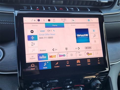 New 2025 Jeep Grand Cherokee L Limited w/ Black Appearance Package image 11