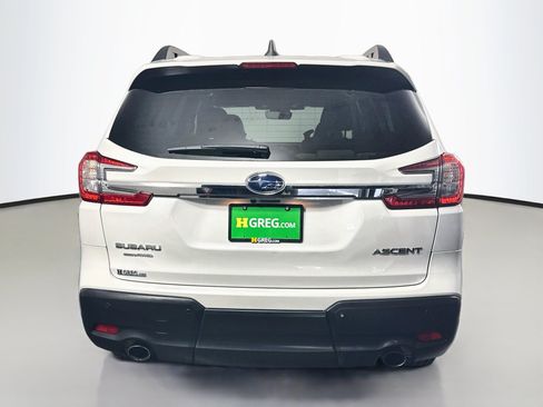 Used 2025 Subaru Ascent Premium AWD/4WD image 8