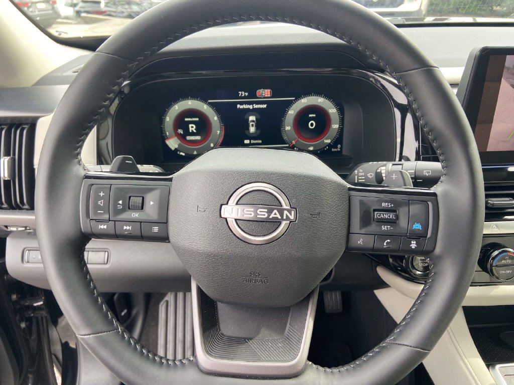 Used 2026 Nissan Pathfinder SL FWD image 30