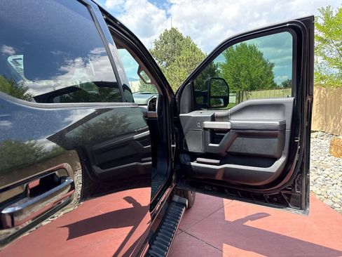 Used 2021 Ford F350 Lariat AWD/4WD image 27