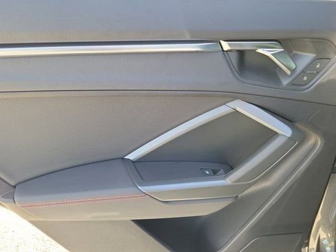 Certified 2025 Audi Q3 2.0T Premium Plus w/ Premium Plus Package image 12