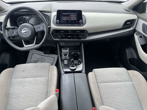 Certified 2023 Nissan Rogue SV image 16