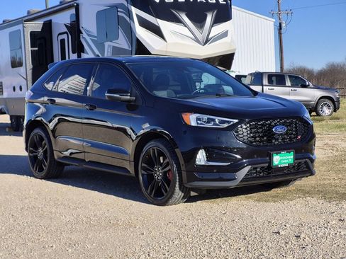 Used 2021 Ford Edge ST w/ Equipment Group 401A image 2