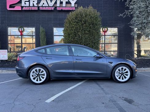 Used 2022 Tesla Model 3 Long Range image 19