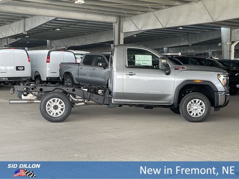 New 2025 Ford F150 SLE w/ SLE Convenience Package image 10