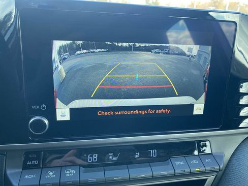 Used 2025 Toyota Camry LE image 17