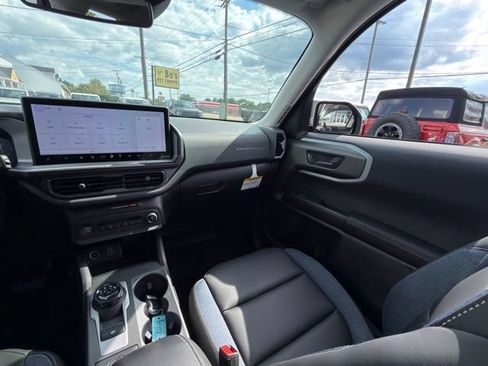 New 2026 Ford Bronco Sport Outer Banks w/ Outer Banks Tech Package+ AWD/4WD image 28