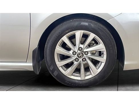 Used 2024 Toyota Camry SE FWD image 20