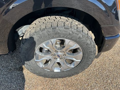 Used 2022 Ford F150 Platinum w/ Equipment Group 701A High image 12