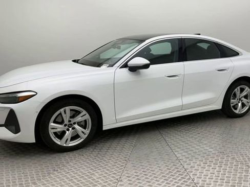Used 2025 Audi A5 2.0T Premium w/ Convenience Package image 6