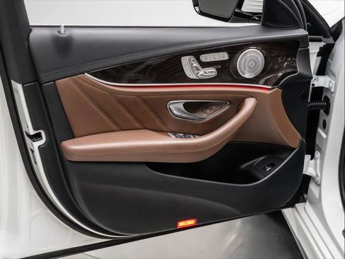 Used 2020 Mercedes-Benz E 63 AMG S image 30