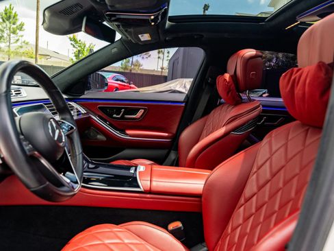 Used 2022 Mercedes-Benz S 580 4MATIC Sedan w/ Warmth & Comfort Package image 86