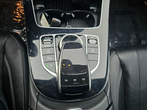 Used 2017 Mercedes-Benz E 300 image 14