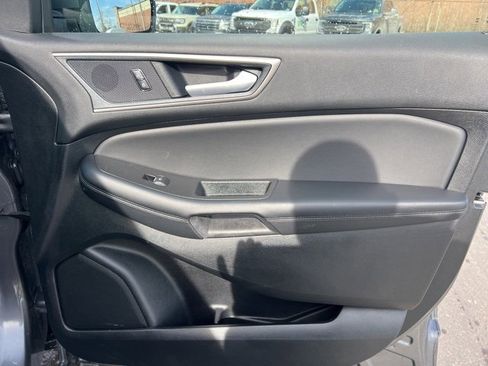Certified 2024 Ford Edge SEL w/ Convenience Package image 10