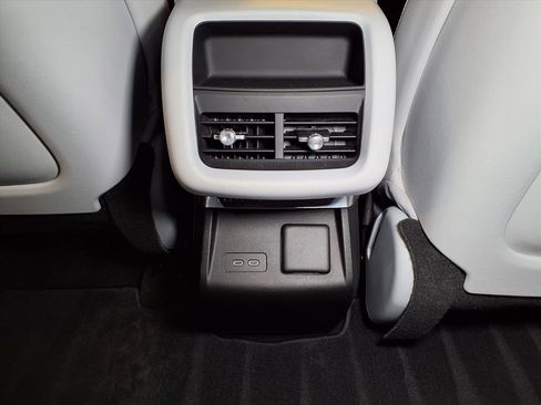 Certified 2024 Cadillac Lyriq Luxury image 16