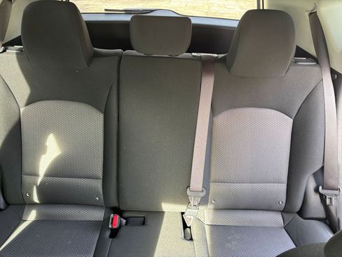 Used 2025 Kia Soul LX w/ LX Technology Package FWD image 33