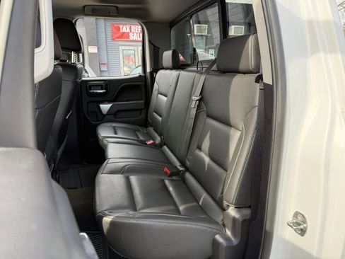 Used 2018 Chevrolet Silverado 1500 LT w/ Rally 2 Edition image 19