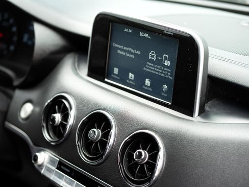 Used 2021 Kia Stinger GT-Line image 37