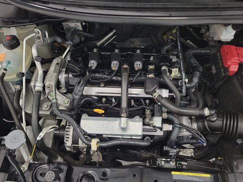 Used 2025 Nissan Versa SV FWD image 7