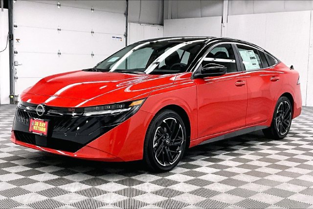 New 2027 Nissan Sentra SR FWD image 2