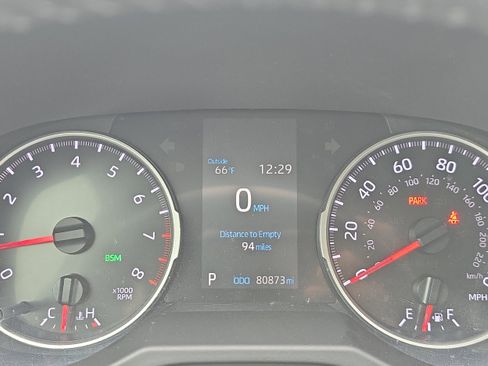 Used 2021 Toyota RAV4 XLE Premium image 33