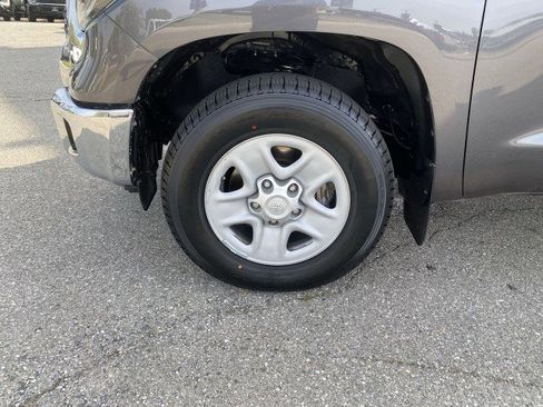 Used 2019 Toyota Tundra SR5 image 32